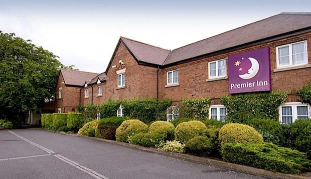 Premier Inn Lichfield North East Экстерьер фото