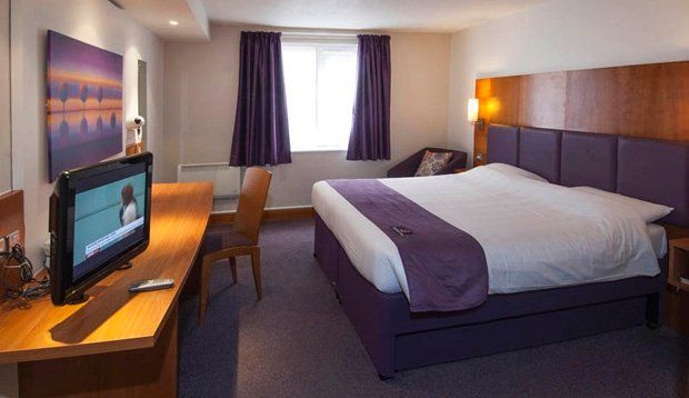 Premier Inn Lichfield North East Экстерьер фото
